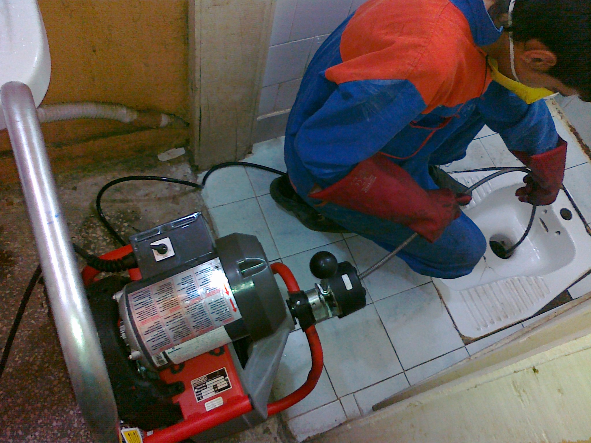 Pis Su Gideri Temizleme